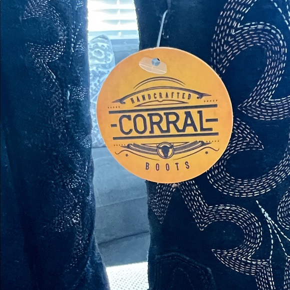 Corral Women's Black and Brown Heeled Boots - Picture 2 of 10